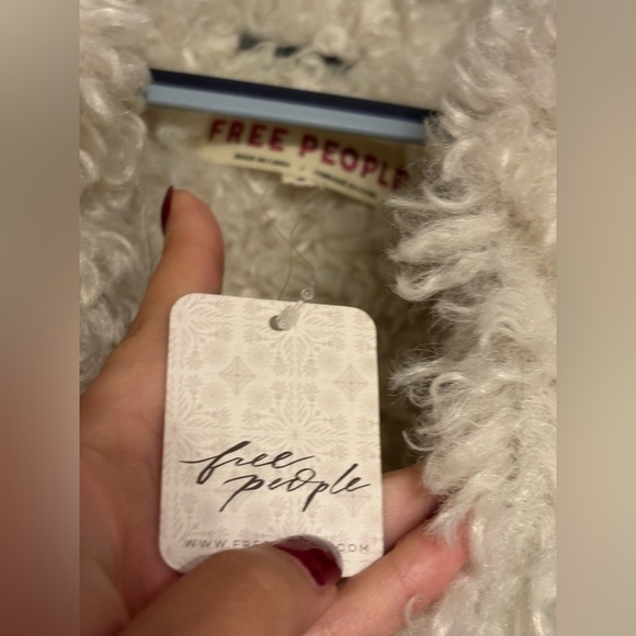 Free People Kiki Sherpa Jacket– Black (Size M) - Picture 8 of 16